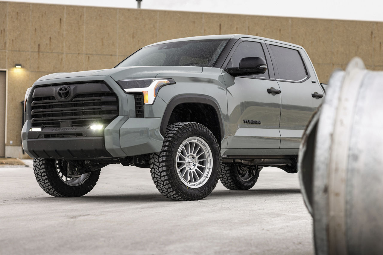 2025 Toyota Tundra - Fuel ASCEND - Silver | Fuel Off-Road Wheels